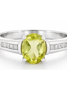 Genuine 1.65 Cts Peridot & White Sapphire Ring .925 Sterling Silver